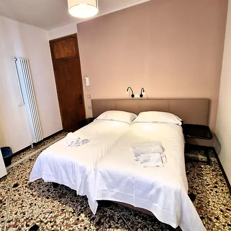 Hotel D'ambros - Casa Belfiore Group *