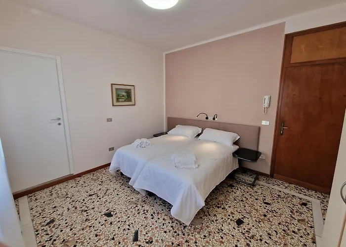 Hotel D'ambros - Casa Belfiore Group Vicenza